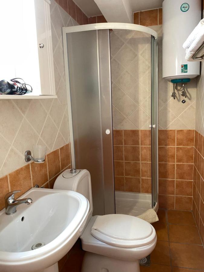 Guest House Villa Natali Budva Bagian luar foto