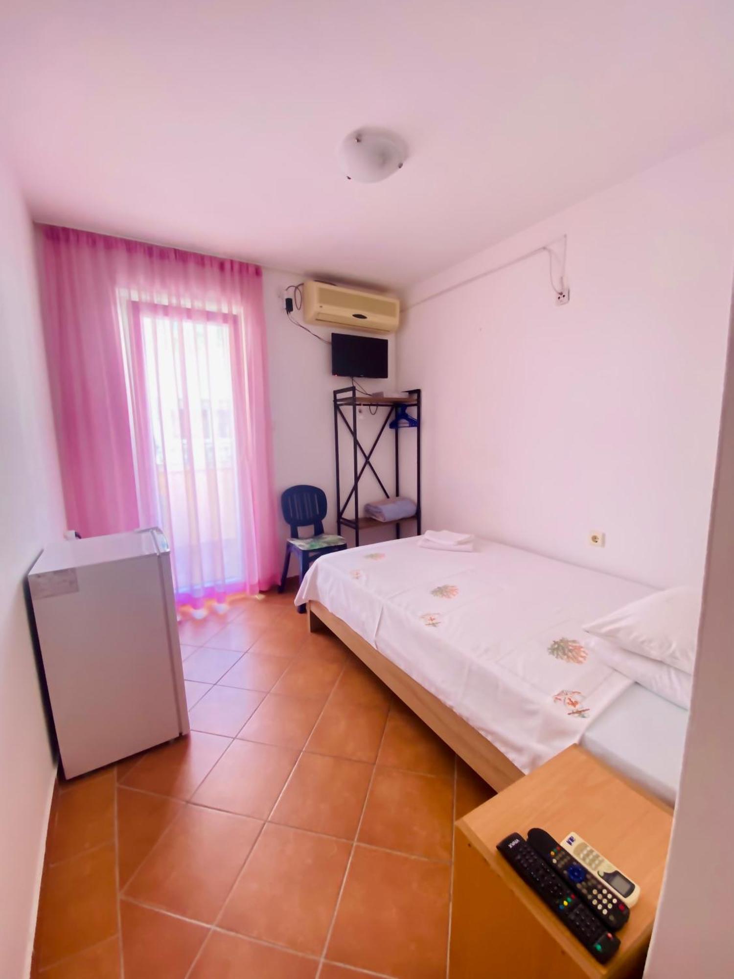 Guest House Villa Natali Budva Bagian luar foto